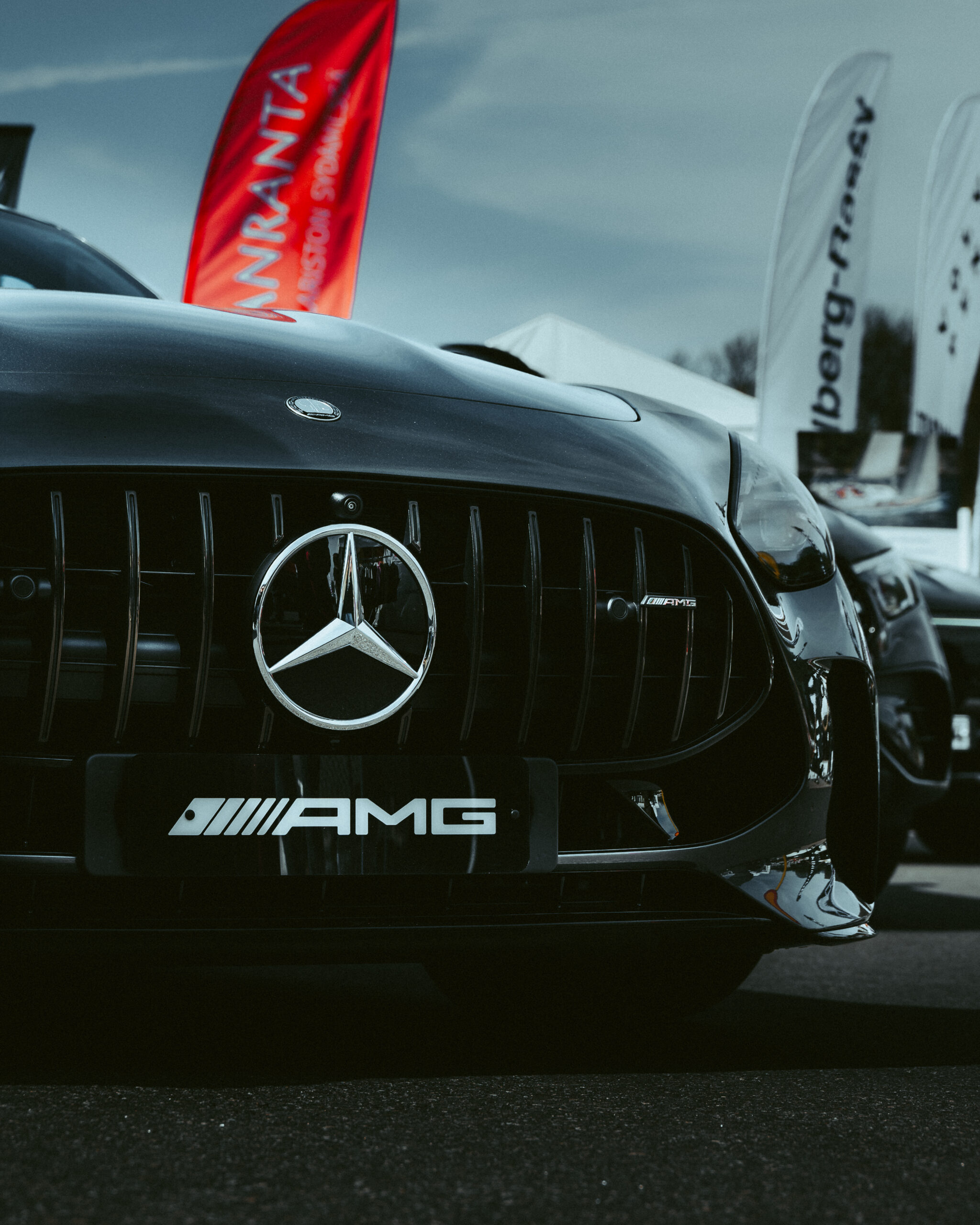 Nikon Z5II - AMG GT63s
